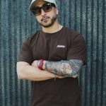Polera Essential Slimfit - Chocolate