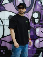 Polera Oversize Estampada - Negra - Imagen 2